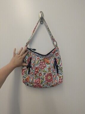 Vera Bradley Lisa B Hobo Bag Hope Garden Floral Vintage 2009